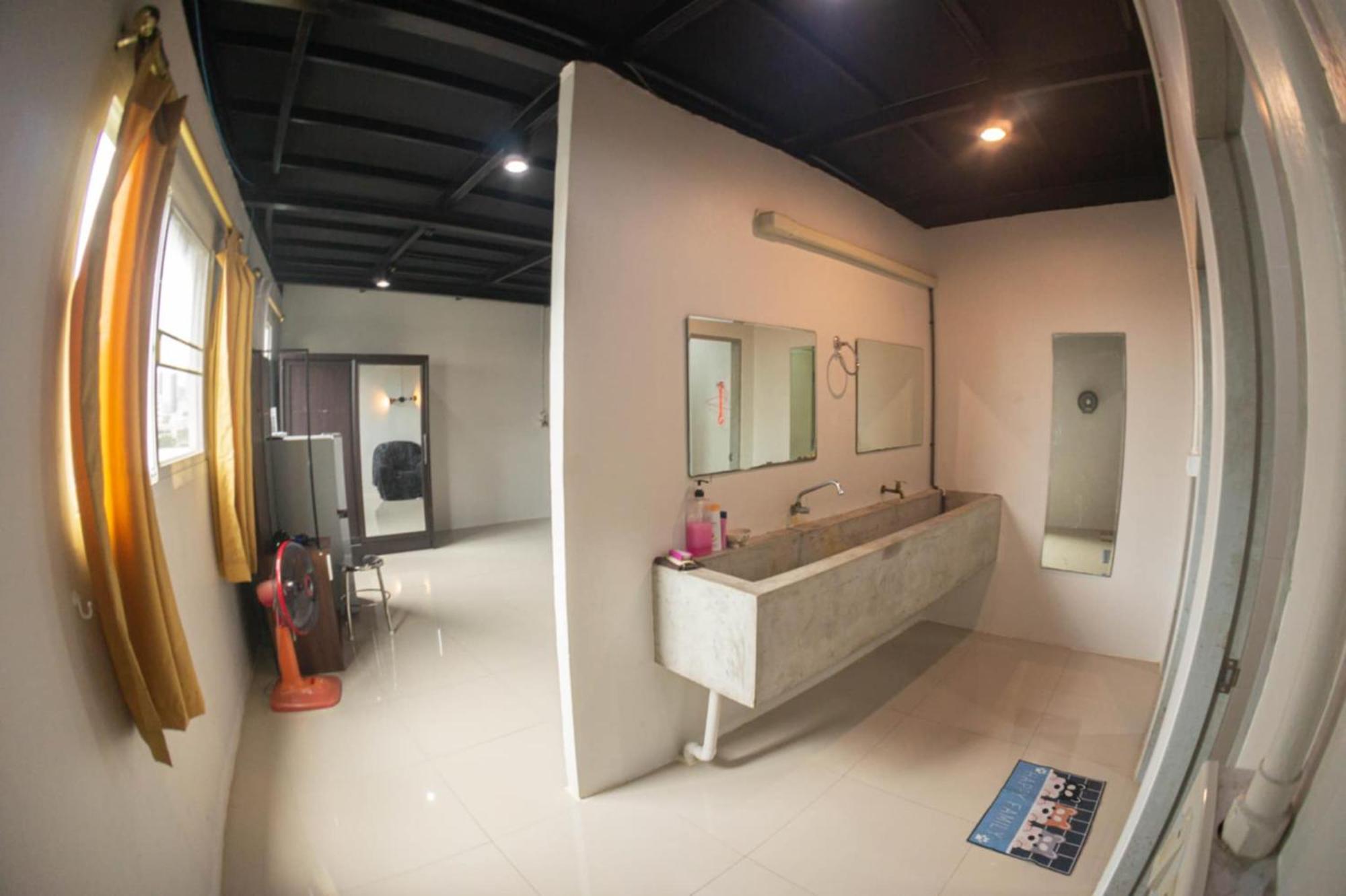 Baan1668 Hometel Near Chinatown One Bangkok Exterior foto